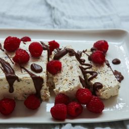 Semifreddo alle meringhe by Nigella Lawson